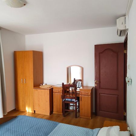 Guest Rooms Melsambria ネセバル エクステリア 写真